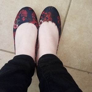 Floral flats